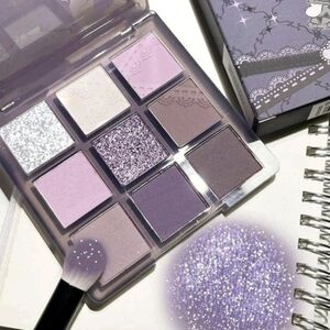 NEW  9 Purple 🟣 Tone Eyeshadow Palette Matte and Shimmer Shade Beautiful Colors